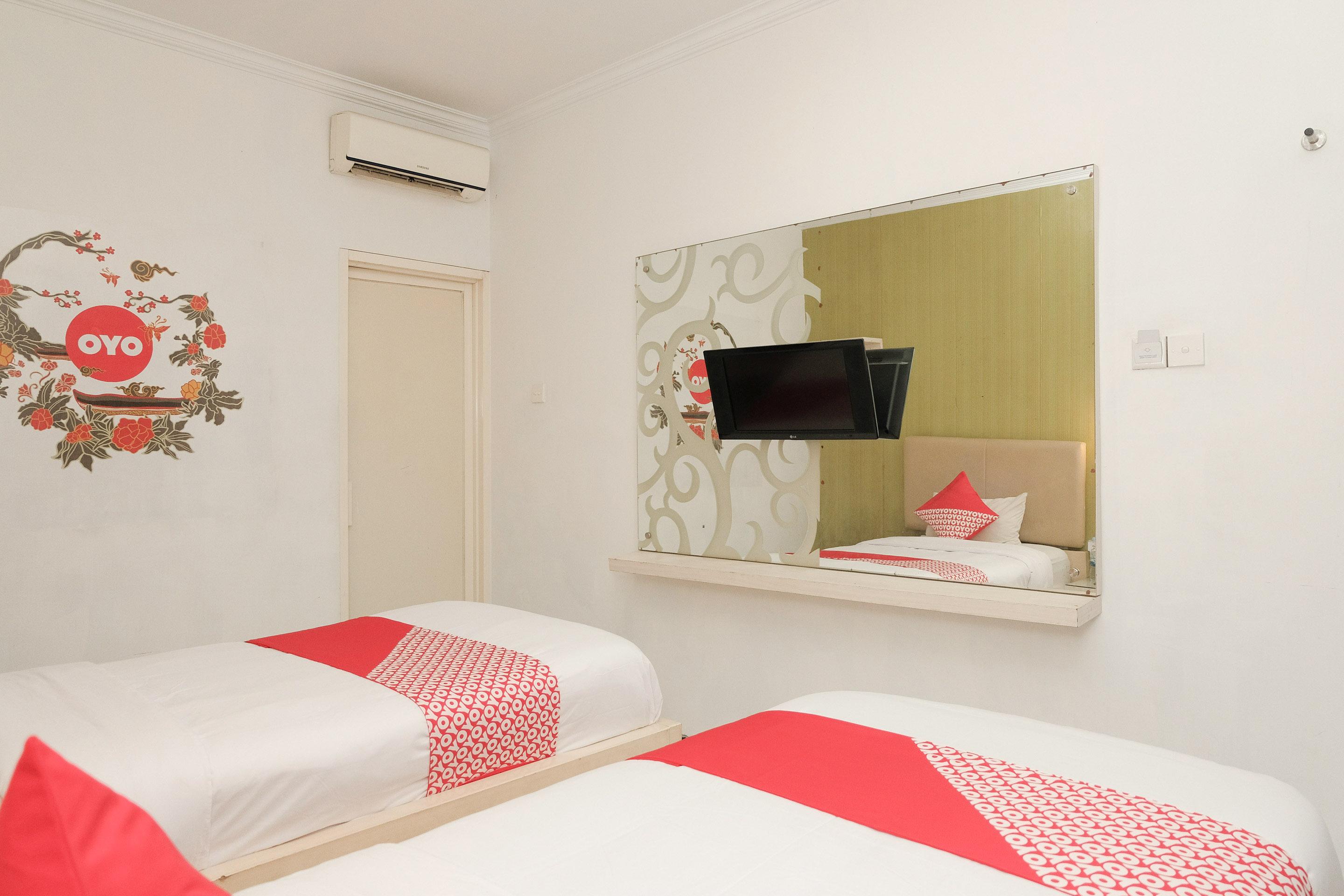 Ebizz Hotel Jember Bagian luar foto