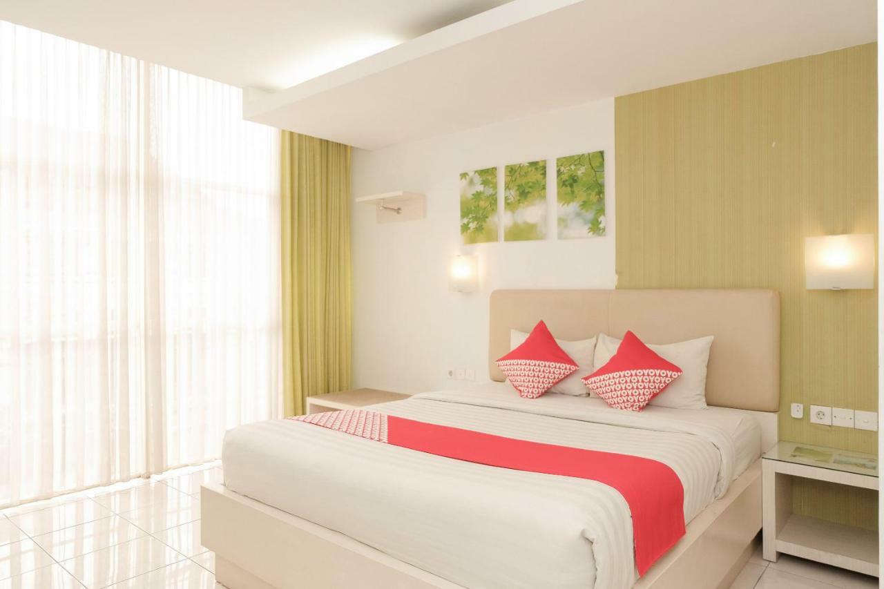 Ebizz Hotel Jember Bagian luar foto