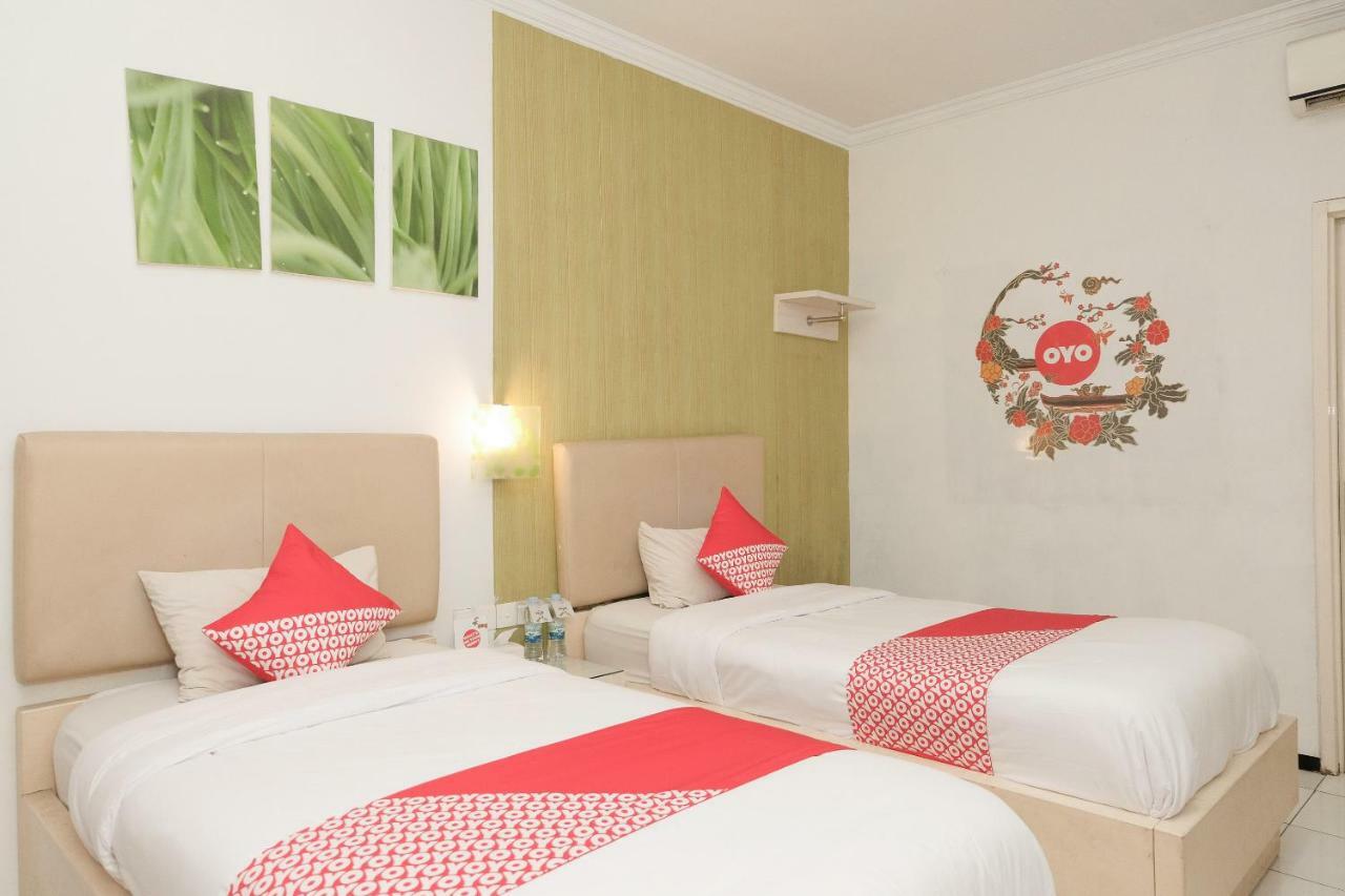 Ebizz Hotel Jember Bagian luar foto